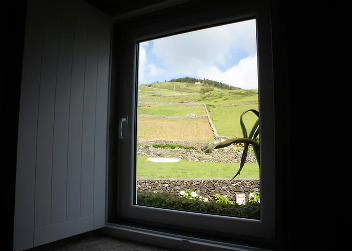 Franco Da Serra ファームステイ アングラ・ド・エロイーズモ